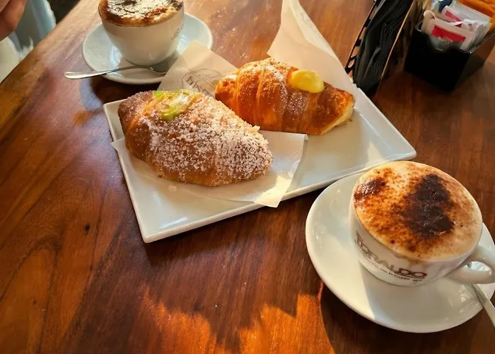 Luxe Sur לינה וארוחת בוקר 4*