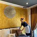 Luxe Sur Bed & Breakfast 4*